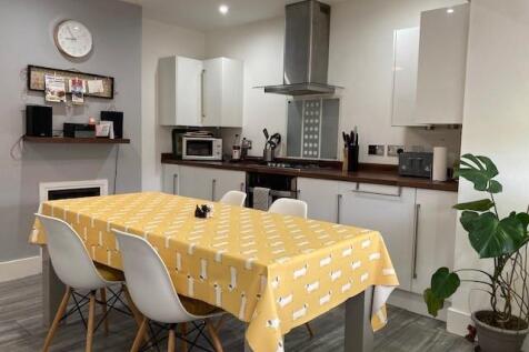 Kitchen 3.jpg