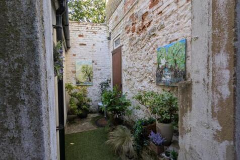 back courtyard.jpg