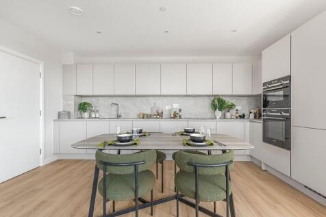 Vistry_London-kingston_grove_marketing_suite-kt1__16_