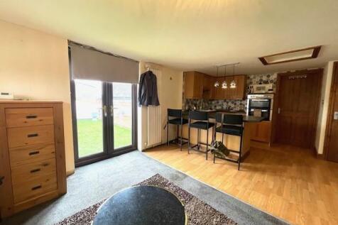 STAFF ACCOMMODATION/FACILITIES