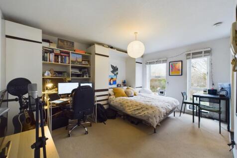 Property Image 33