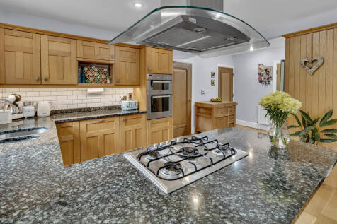 Kitchen (2)