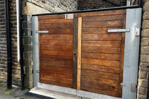 Rear Oak Gate