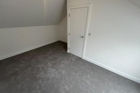Top Floor/Bedroom...