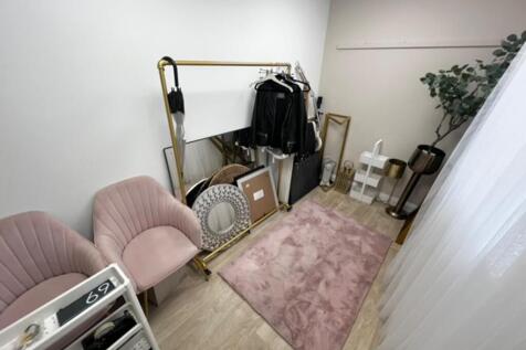 Commercial Storag...