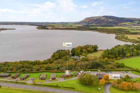 Scandi-Style 3-Bedroom Detached Lodge beside Loch