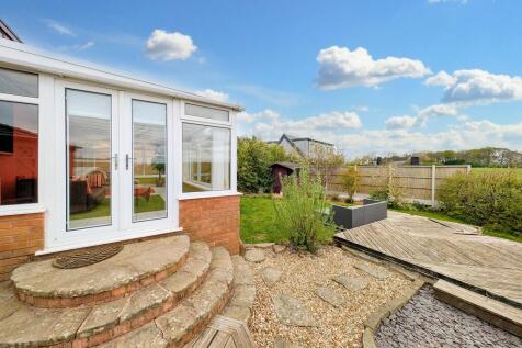 Feature Landscaping