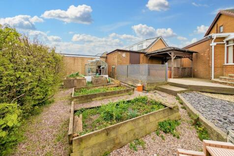 Raised beds &amp; vegetable plot