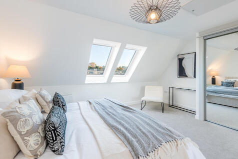 Durris top floor bedroom