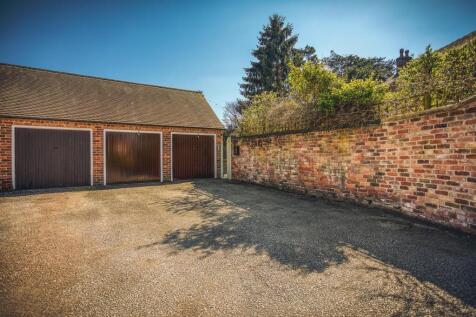 Double Garage