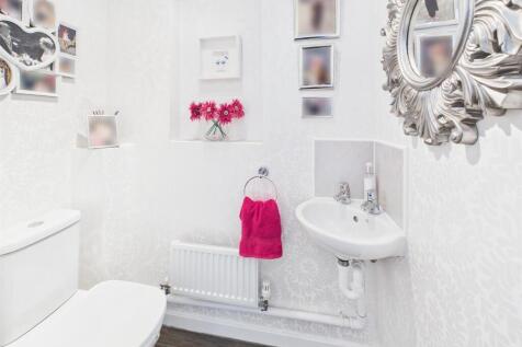 Cloakroom/WC