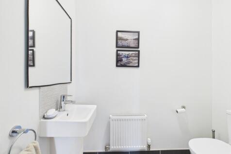 Fitted Guest Cloakroom