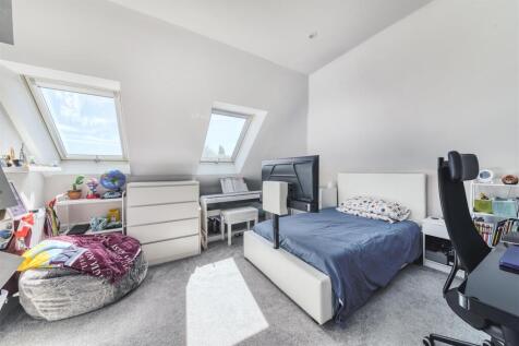 Double Bedroom Six