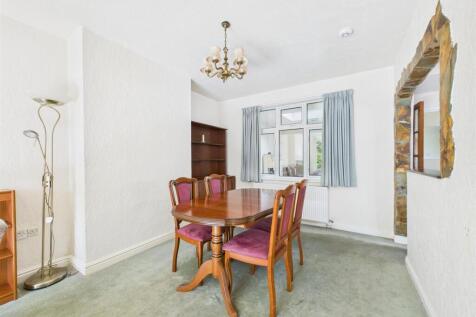 Lounge / Dining Room