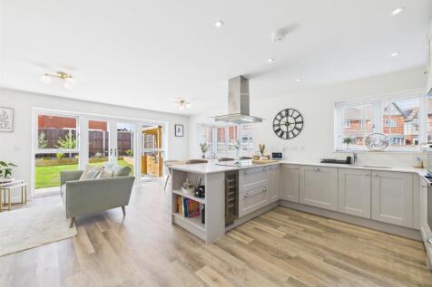 Stunning Open Plan Living Ktchen