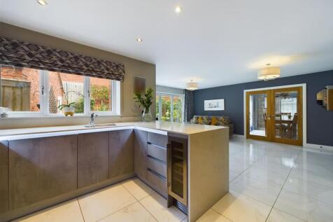 Stunning Open Plan Living Kitchen