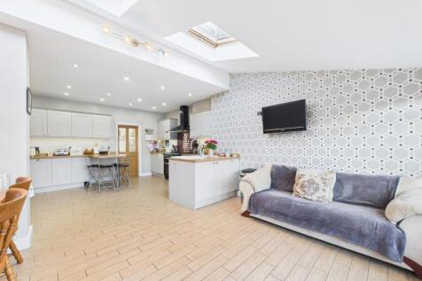 Fabulous, Extended Open Plan Living Kitchen
