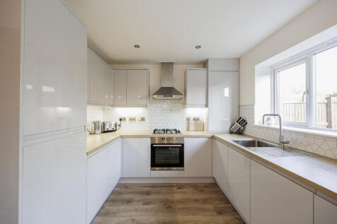 12 Franklyn drive-49