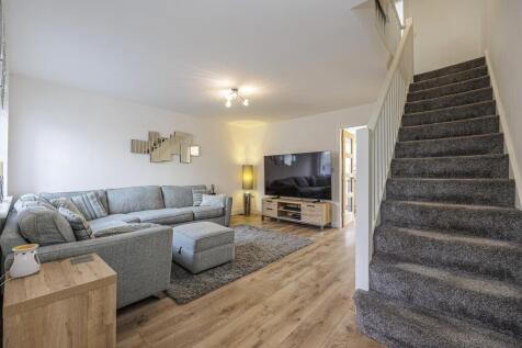 12 Franklyn drive-30