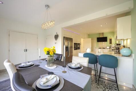 37 Fleming drive-20