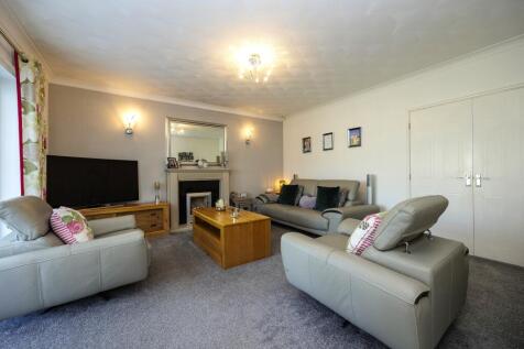 37 Fleming drive-32