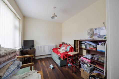 1 Magnolia close-07