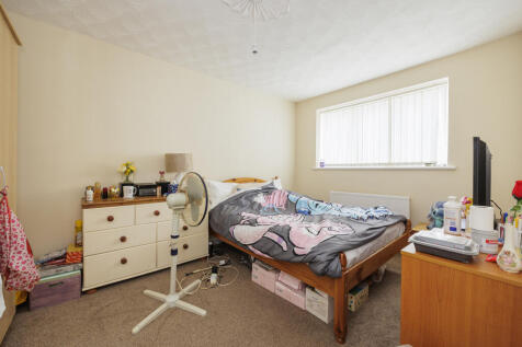1 Magnolia close-22
