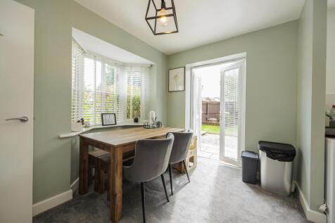 9 Etherley drive-10