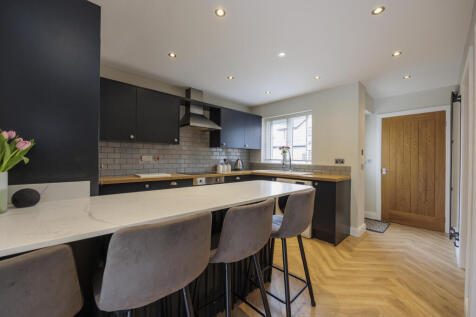 15 Heath close-03