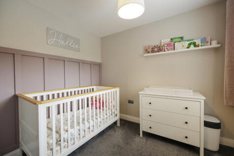 15 Heath close-48