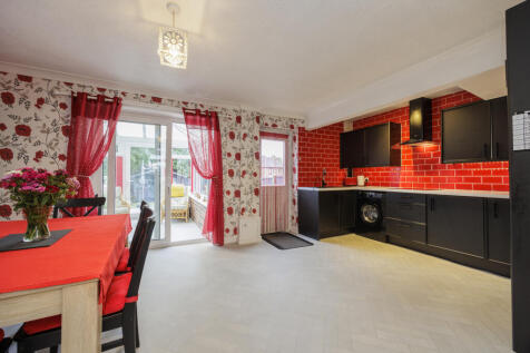 206 Acorn-19