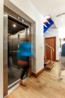 Lift 