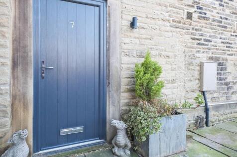 Apartment Entrance