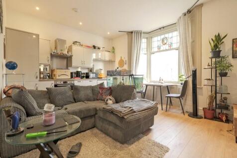 Flat 1