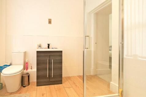 Flat 1, 1