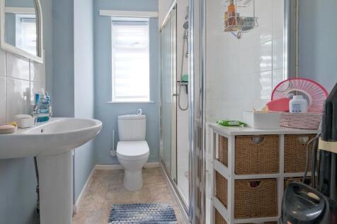 66b Bathroom