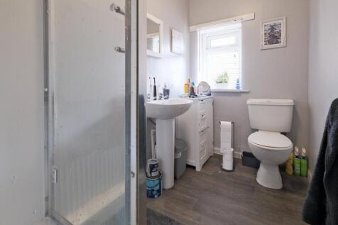 68a Bathroom