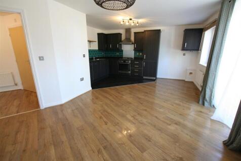 pollardcourt,42loungekitchen.JPG