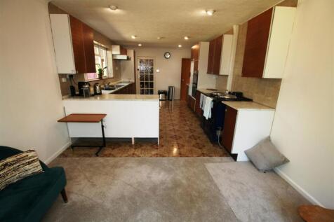 gowerhouse,kitchen2.JPG