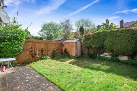 24 Camp Hill Avenue - Garden (brochure).jpg