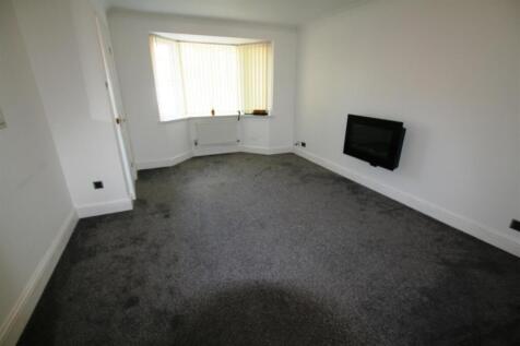leasoweclose,2lounge.JPG