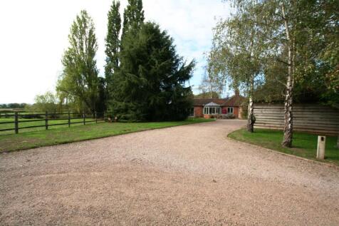 theoldcoachhouse,driveway.JPG