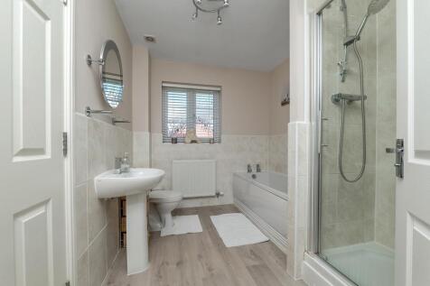 10 Mantlecroft Drive WEB PH-75.jpg