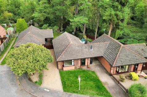 dji_fly_20251007_151026_881_1759848243347_photo_op