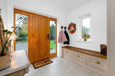 34 Chaveney Road WEB PH-24.jpg