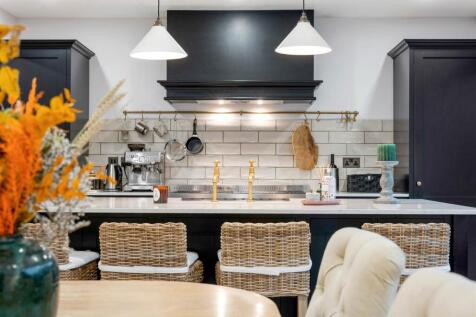 34 Chaveney Road WEB PH-43.jpg