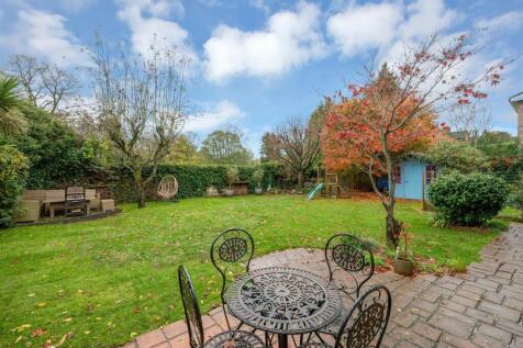 34 Chaveney Road WEB PH-16.jpg