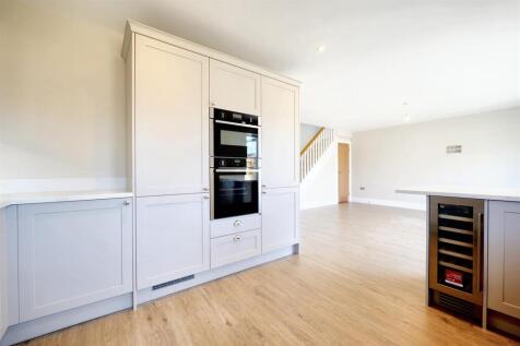 Kitchen/Living.jpeg