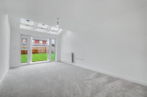 Plot 38 - Lounge.jpeg