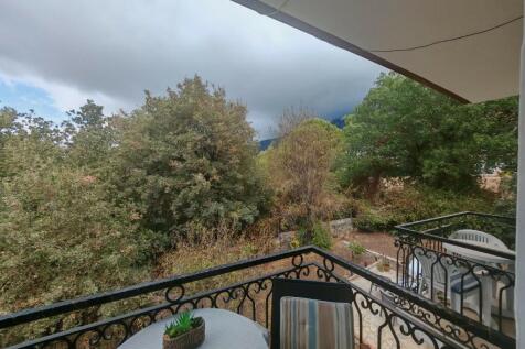 Lounge Balcony